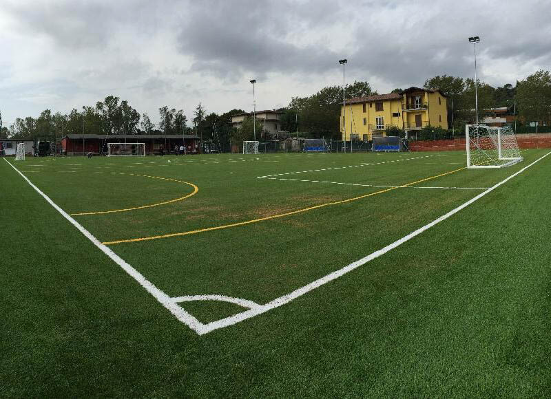 Parchi e Impianti Sportivi-Realizzazione di un campo di calciotto in erba sintetica